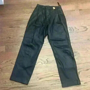 Pia Rico Leather pants pleated